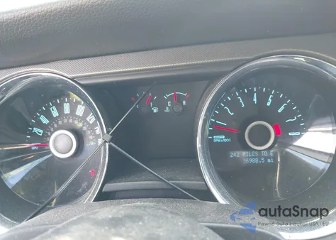 2014 Ford Mustang V6 из США, поврежденный, VIN 1ZVBP8AM1E5268258